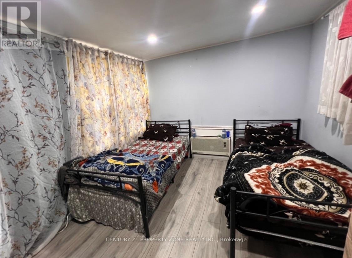 6 Roehampton Crescent W, Brampton, Ontario  L6Y 2R4 - Photo 10 - W13767524