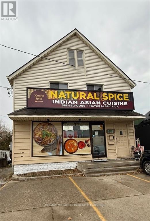 537 Christina Street N, Sarnia, Ontario  N7T 5W5 - Photo 1 - X13768908