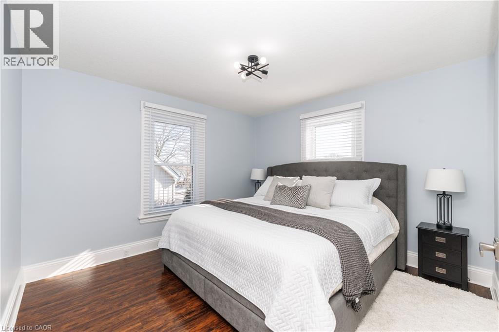 11 Fairview Road, Grimsby, Ontario  L3M 3L1 - Photo 37 - 40861689