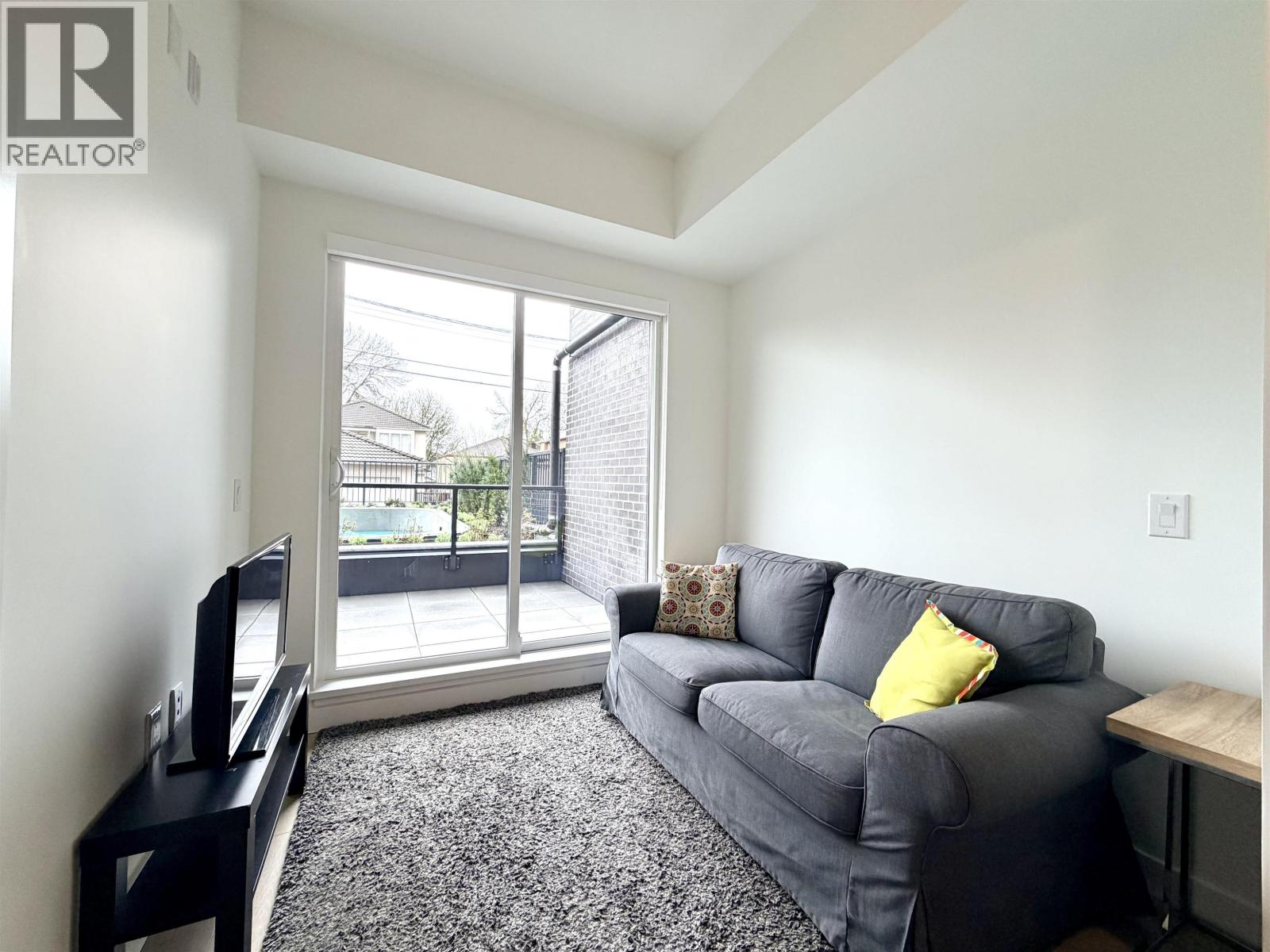105 2268 E Broadway, Vancouver, British Columbia  V5N 0L2 - Photo 5 - R3162960