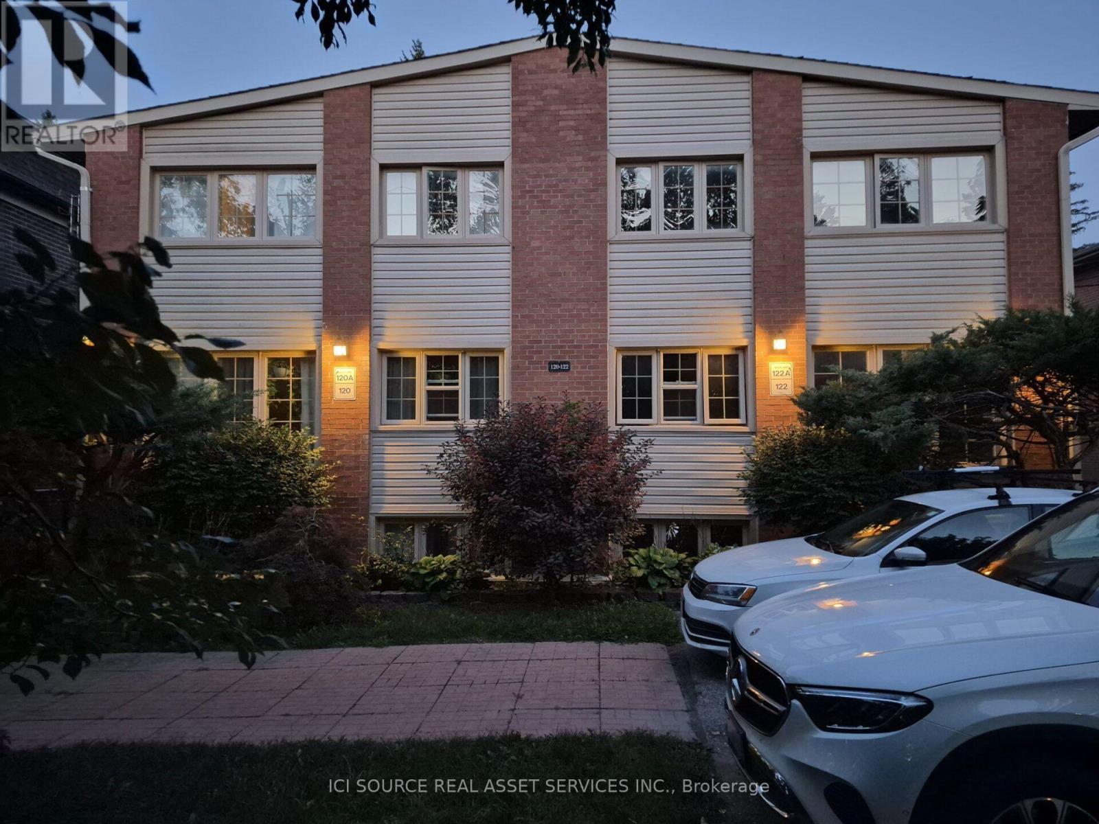 122 Lucas Street, Richmond Hill, Ontario  L4C 4P5 - Photo 6 - N13767572
