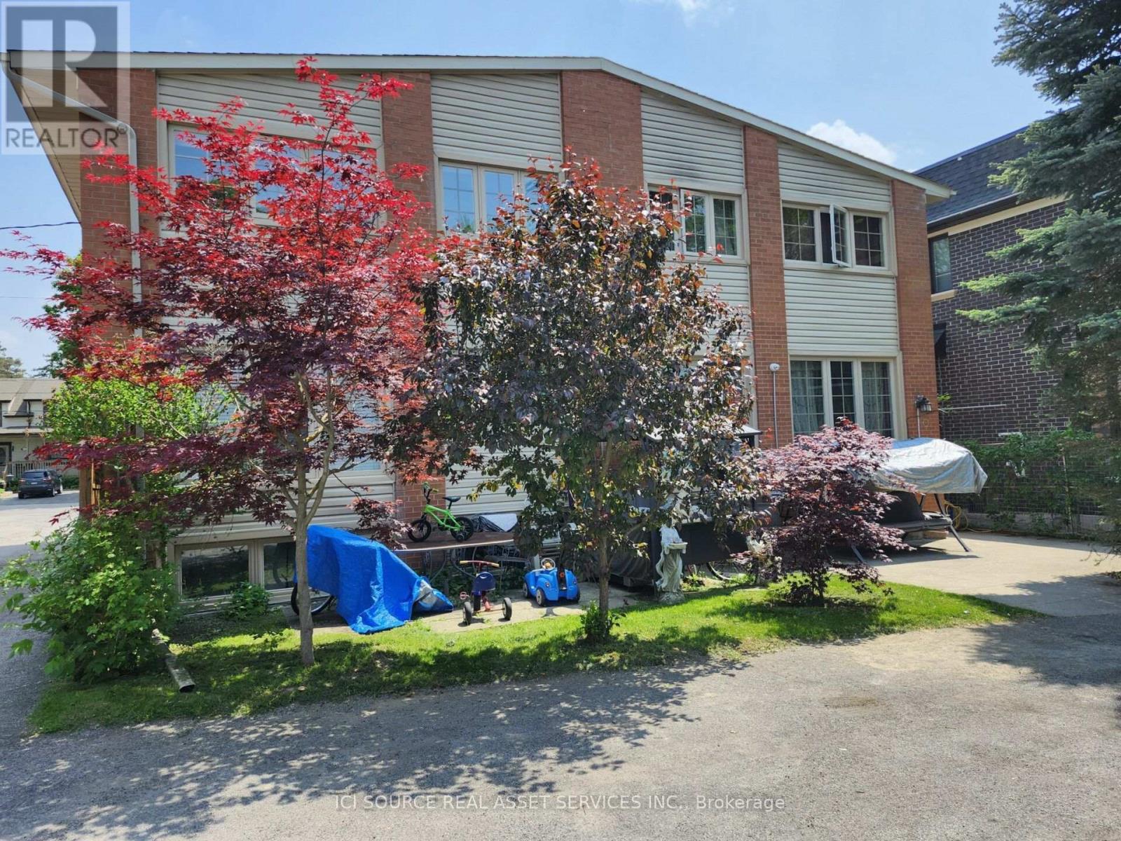 122 Lucas Street, Richmond Hill, Ontario  L4C 4P5 - Photo 33 - N13767572