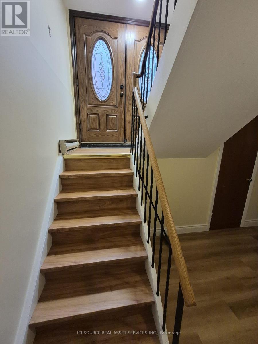 122 Lucas Street, Richmond Hill, Ontario  L4C 4P5 - Photo 32 - N13767572