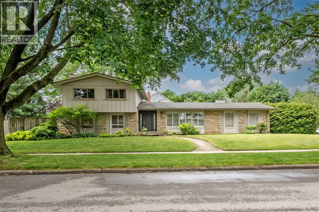 280 Penn Drive, Burlington, Ontario  L7N 2B8 - Photo 2 - 40861105