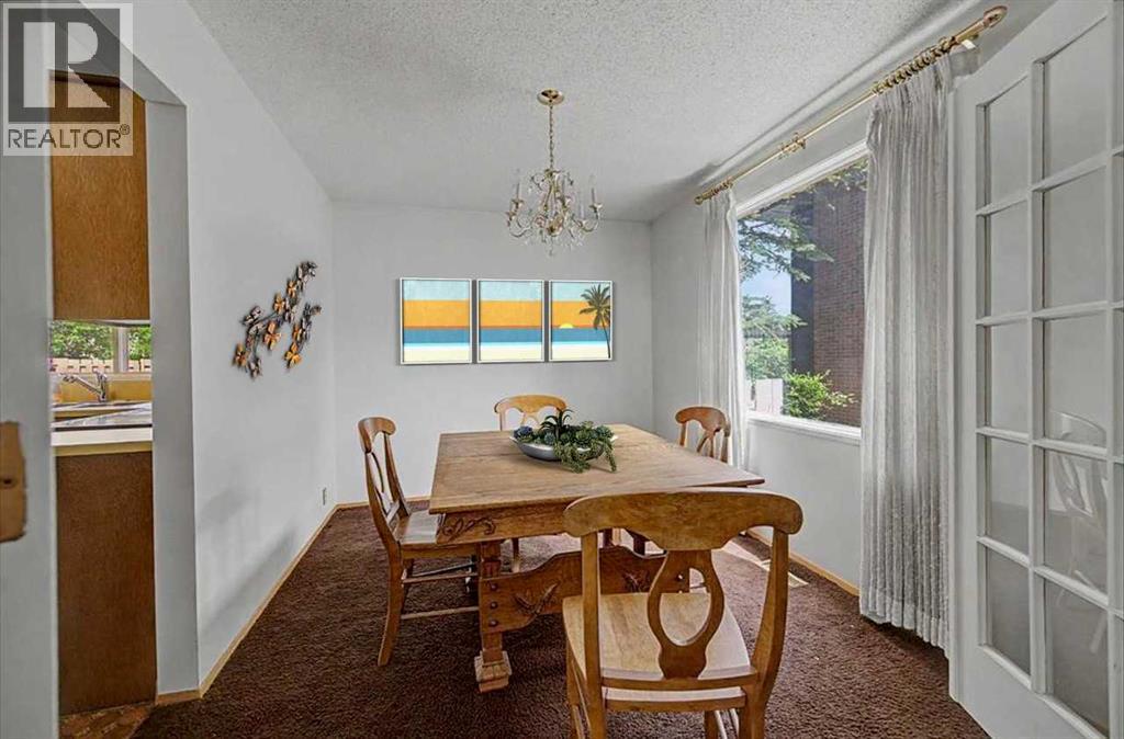 1032 Varsity Estates Drive NW, Calgary, Alberta  T3B 3B2 - Photo 11 - A2316429