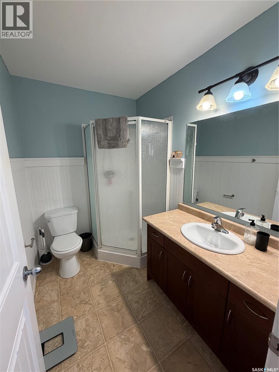 303 5th Street W, Carnduff, Saskatchewan  S0C 0S0 - Photo 17 - SK048045