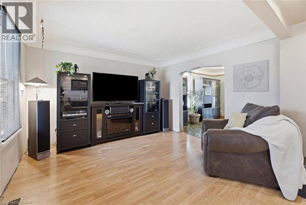 144 Campbell Avenue, Hamilton, Ontario  L8H 2E9 - Photo 6 - 40861674