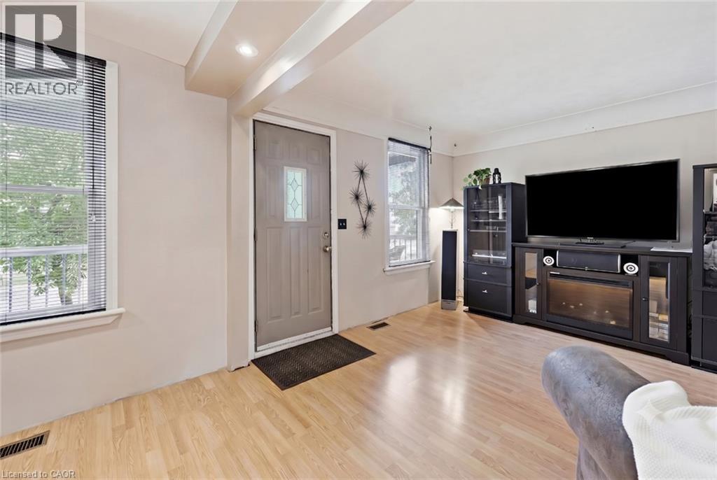 144 Campbell Avenue, Hamilton, Ontario  L8H 2E9 - Photo 5 - 40861674