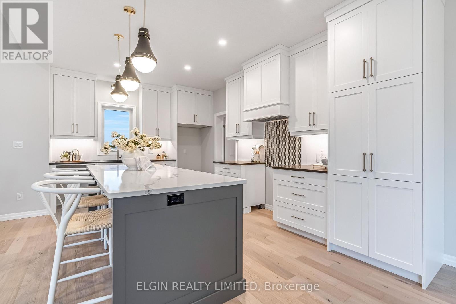 42212 Mcbain Line, Central Elgin, Ontario  N5P 0E5 - Photo 9 - X12794420