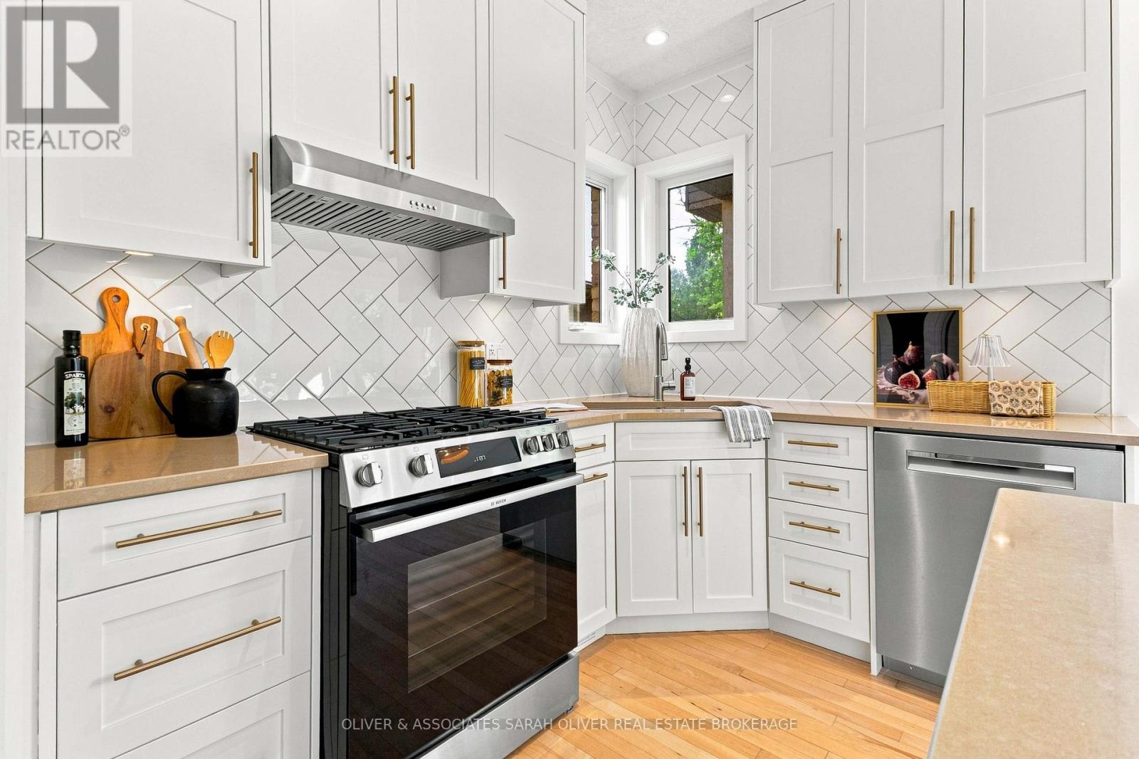 7038 Clayton Walk, London South, Ontario  N6P 0A1 - Photo 10 - X13769038