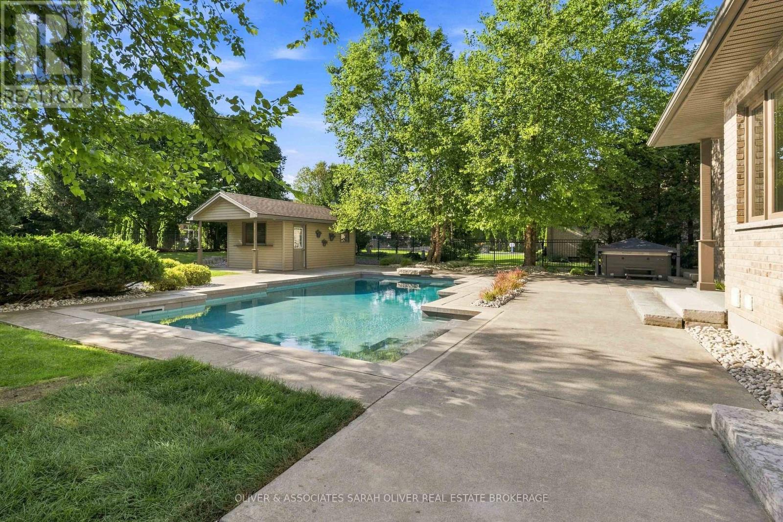 7038 Clayton Walk, London South, Ontario  N6P 0A1 - Photo 32 - X13769038