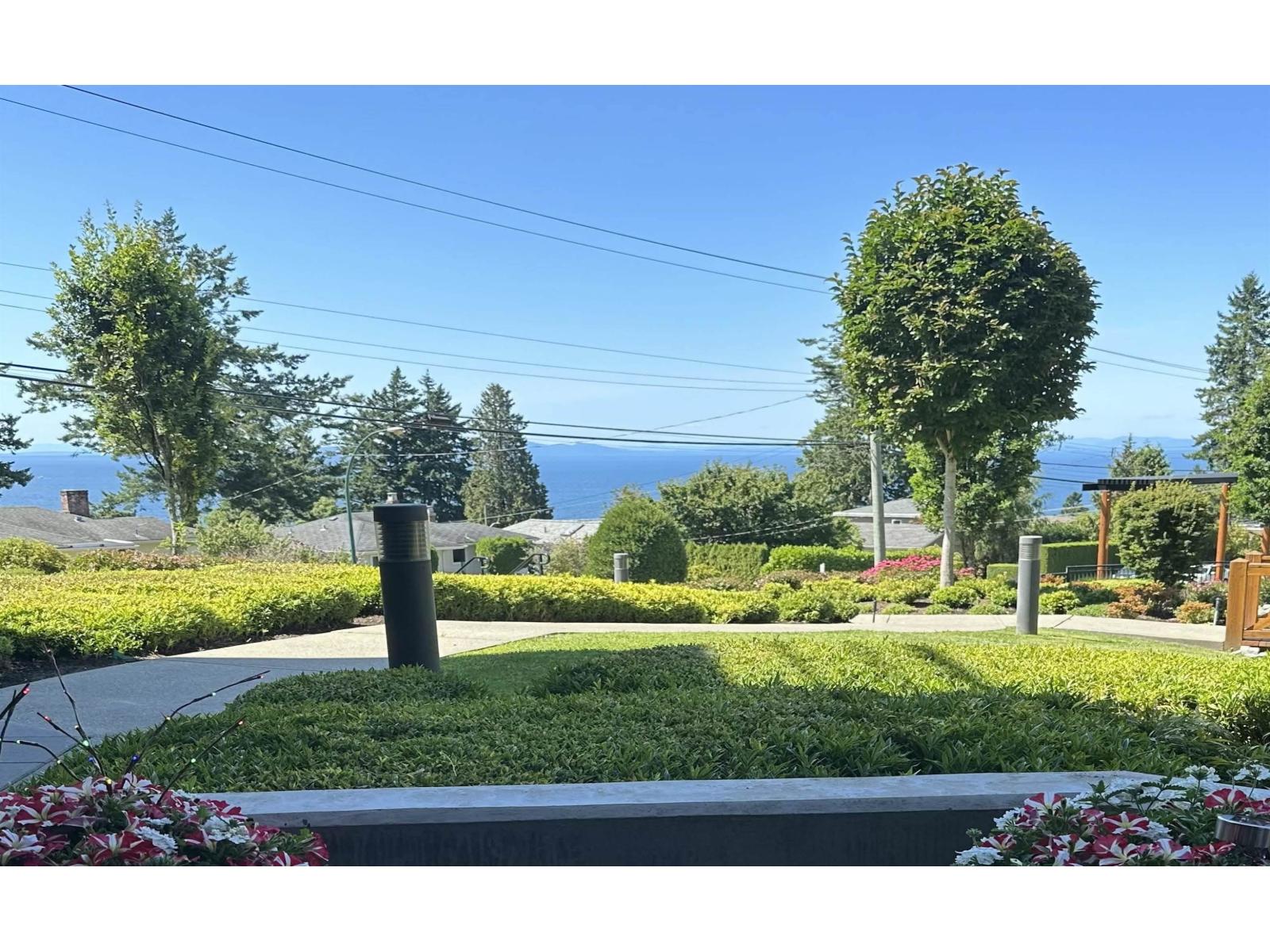 216 14855 Thrift Avenue, White Rock, British Columbia  V4B 2J6 - Photo 35 - R3162539