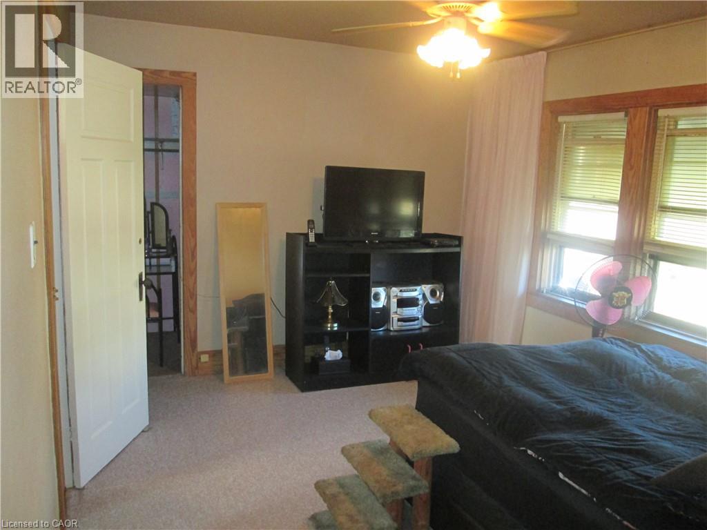 156 Leinster Avenue N, Hamilton, Ontario  L8L 6X9 - Photo 15 - 40861615