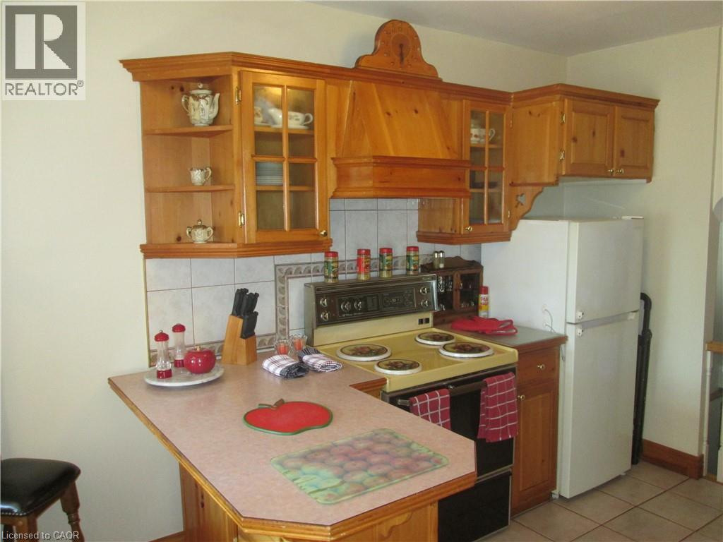 156 Leinster Avenue N, Hamilton, Ontario  L8L 6X9 - Photo 7 - 40861615