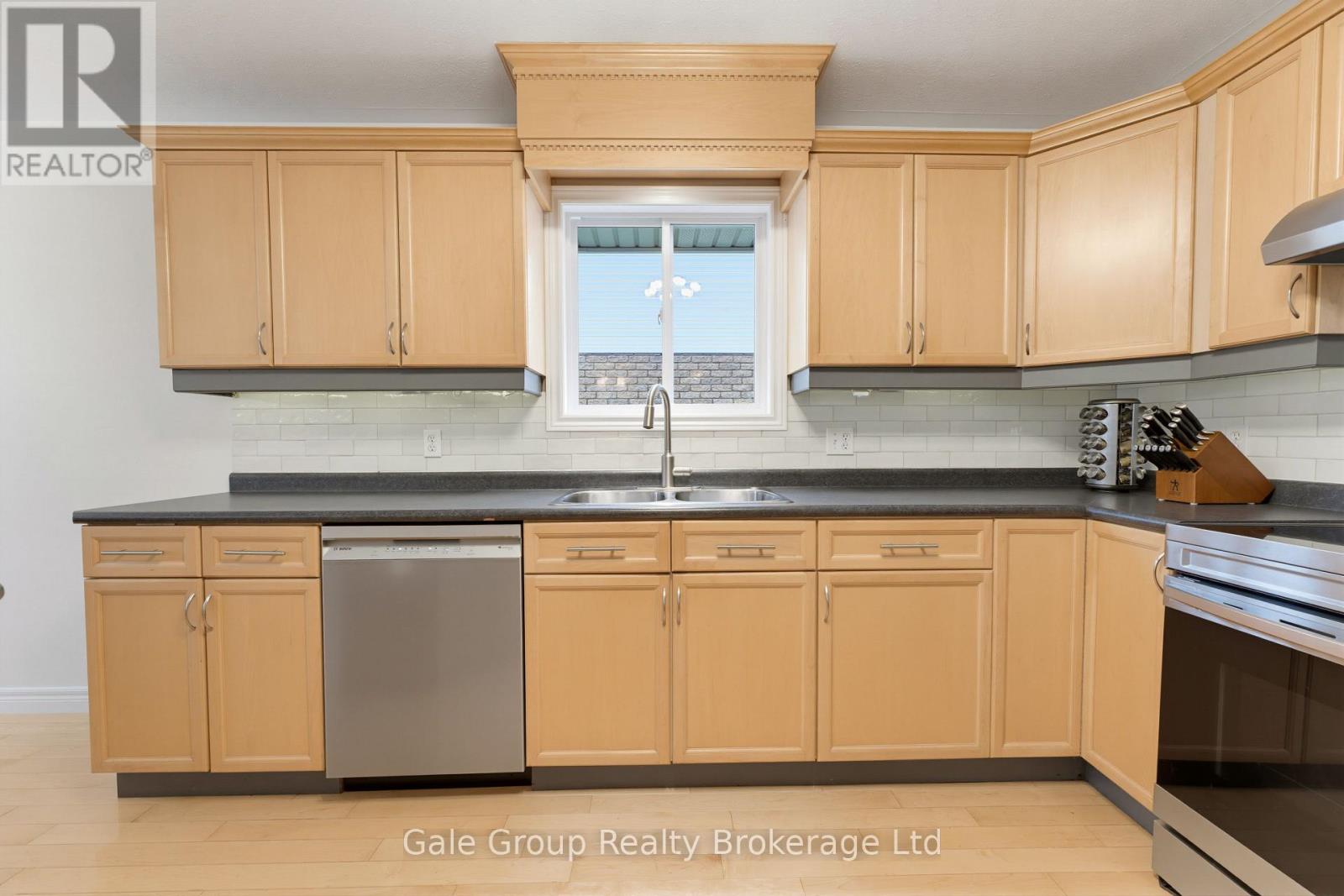 471 Ontario Street, Woodstock, Ontario  N4V 1G7 - Photo 9 - X13769200