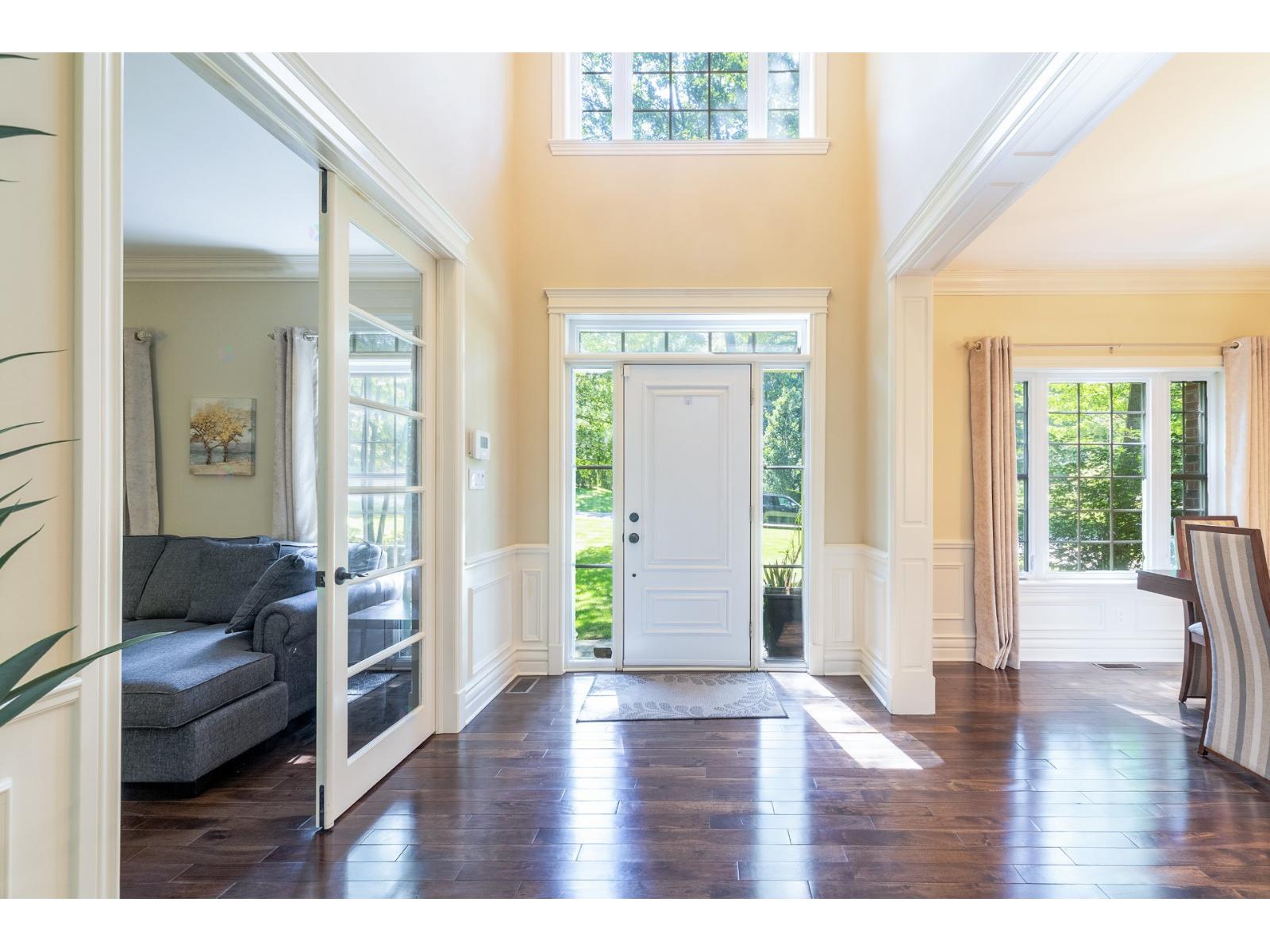 43 Rue Vipond Hudson Quebec Canada J0P1H0 3