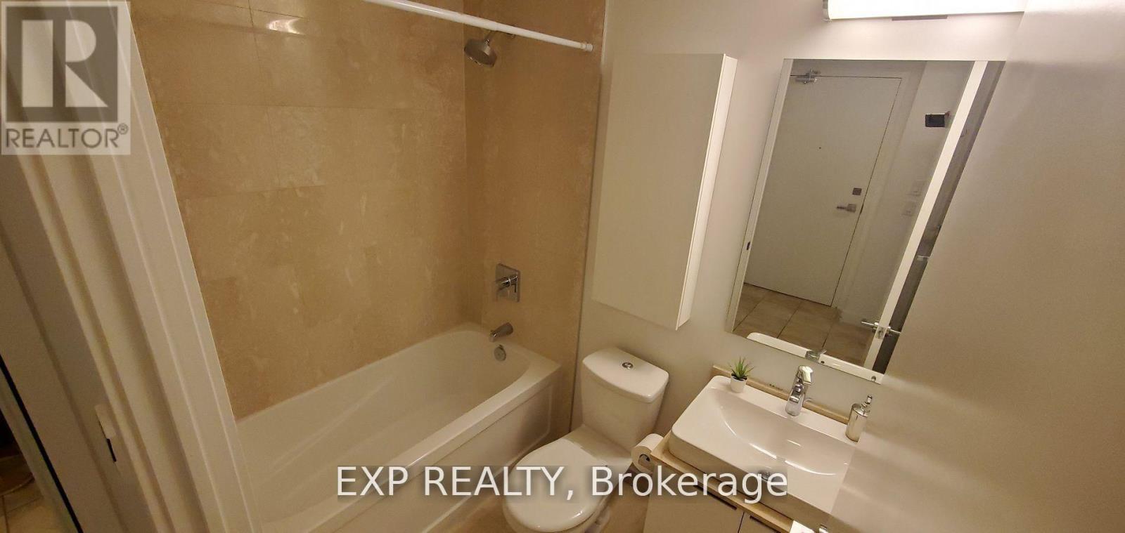 2111 - 14 York Street, Toronto, Ontario  M5J 0B1 - Photo 10 - C13769106