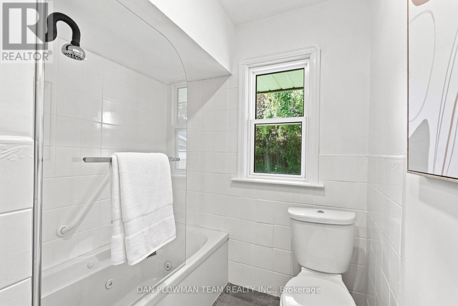 786 Mary Street N, Oshawa, Ontario  L1G 5G3 - Photo 20 - E13769004