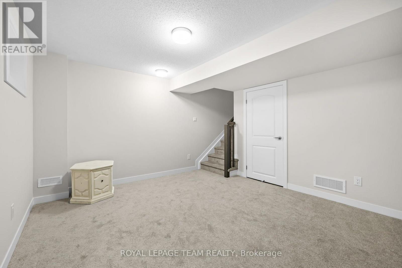 708 Expansion Road, Ottawa, Ontario  K2J 7G4 - Photo 19 - X13768524
