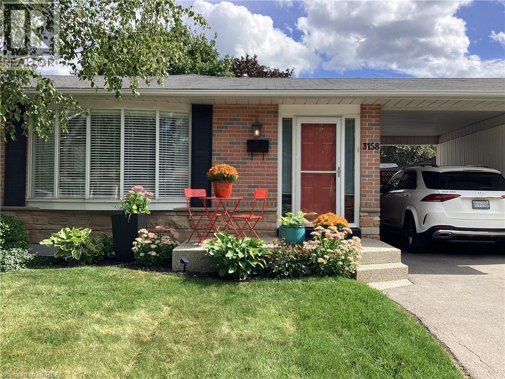 3158 Palmer Drive, Burlington, Ontario  L7M 1L4 - Photo 2 - 40860087