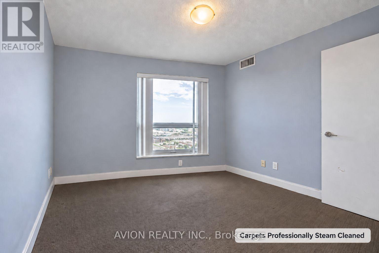 3017 - 135 Village Green Square, Toronto, Ontario M1S 0G4 - Photo 23 - E13750340