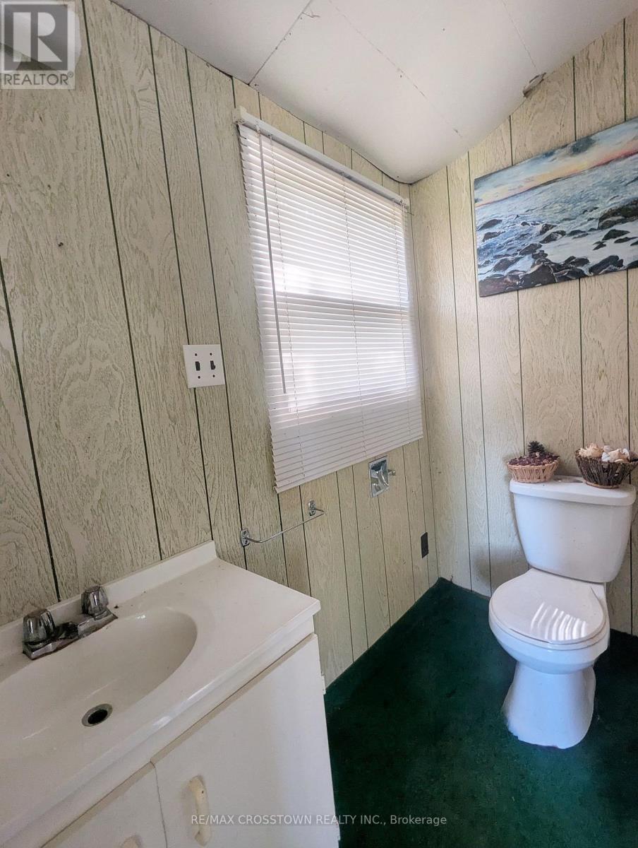 3 Sallows Drive, Tay, Ontario  L0K 2A0 - Photo 25 - S13769174