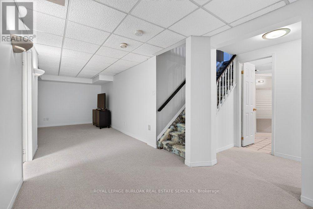 3205 Tania Crescent, Burlington, Ontario  L7M 3M7 - Photo 34 - W13769152