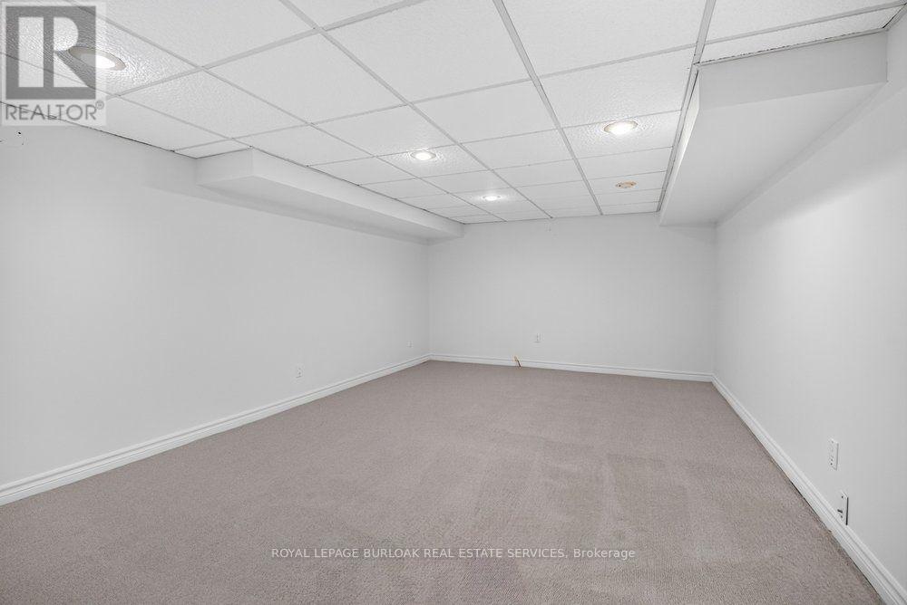 3205 Tania Crescent, Burlington, Ontario  L7M 3M7 - Photo 38 - W13769152