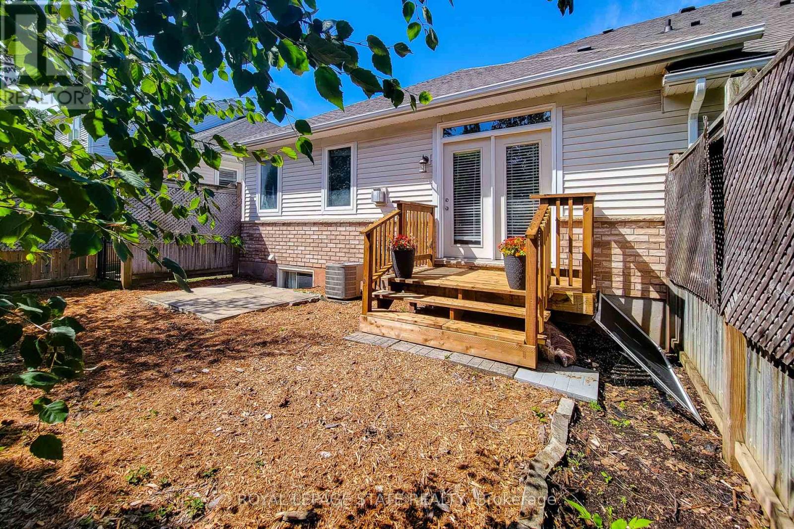 41 Vintners Lane, Grimsby, Ontario  L3M 5N7 - Photo 8 - X13769102