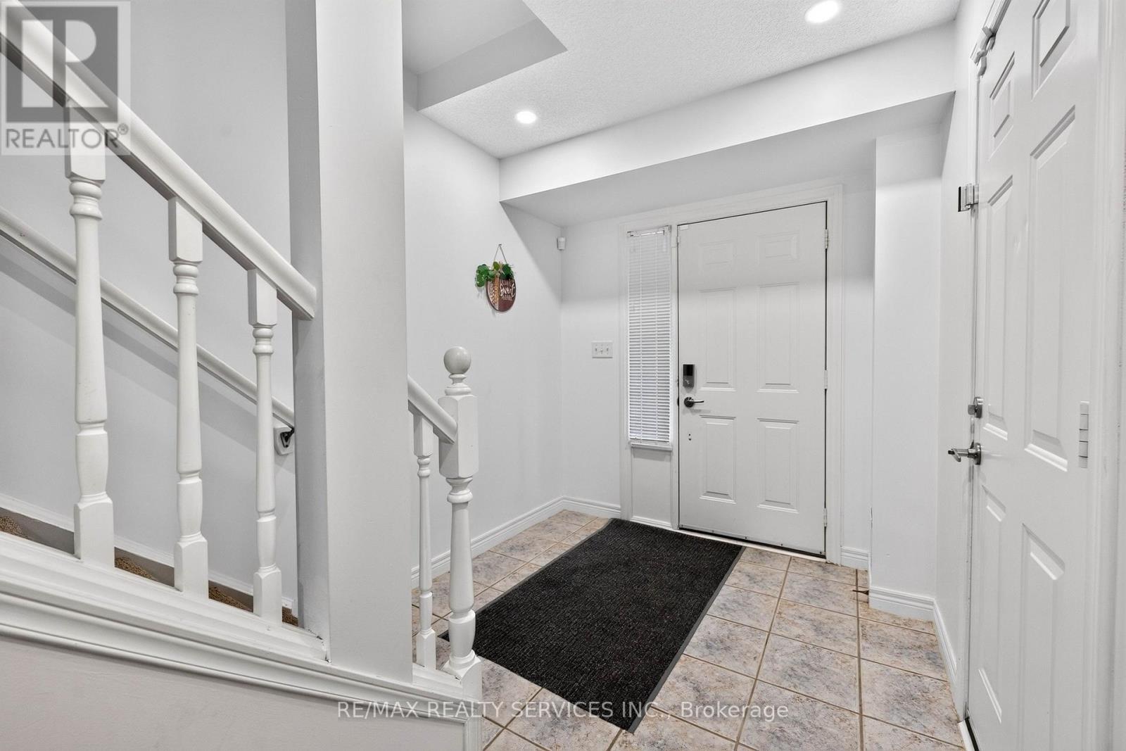 7 - 1336 Upper Sherman Avenue, Hamilton, Ontario  L8W 3Z2 - Photo 3 - X13769118