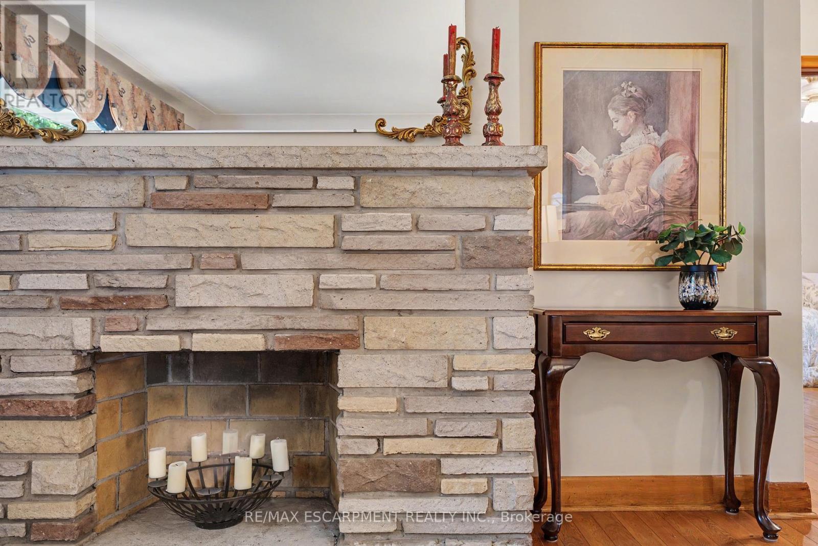 11 Miller Drive, Hamilton, Ontario  L9G 2H9 - Photo 7 - X13769176