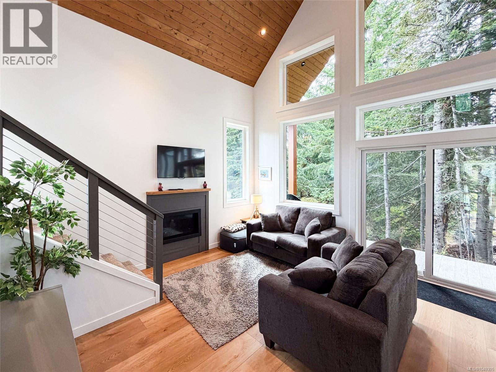 415 Arrowsmith Ridge, Courtenay, British Columbia  V9J 1L0 - Photo 17 - 1049305