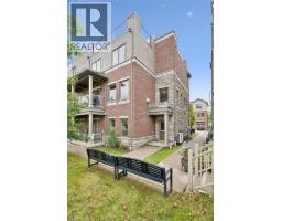 70 WILLOWRUN Drive Unit# C8, kitchener, Ontario