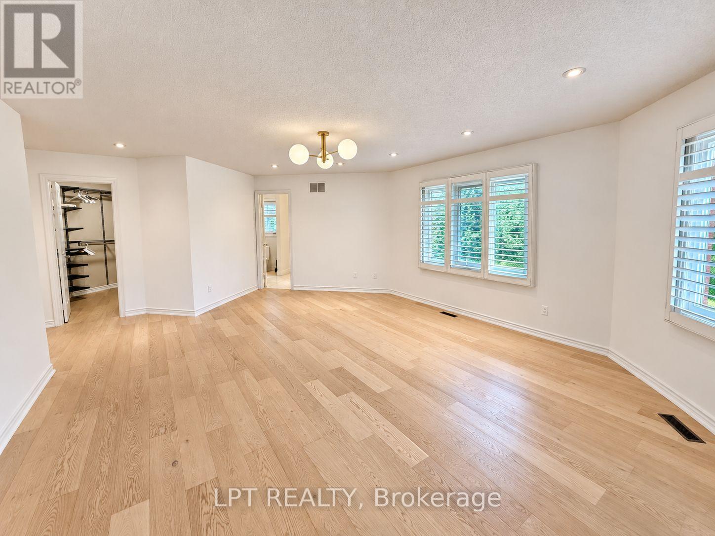 37 Laser Court, Richmond Hill, Ontario  L4B 1S1 - Photo 17 - N13704268