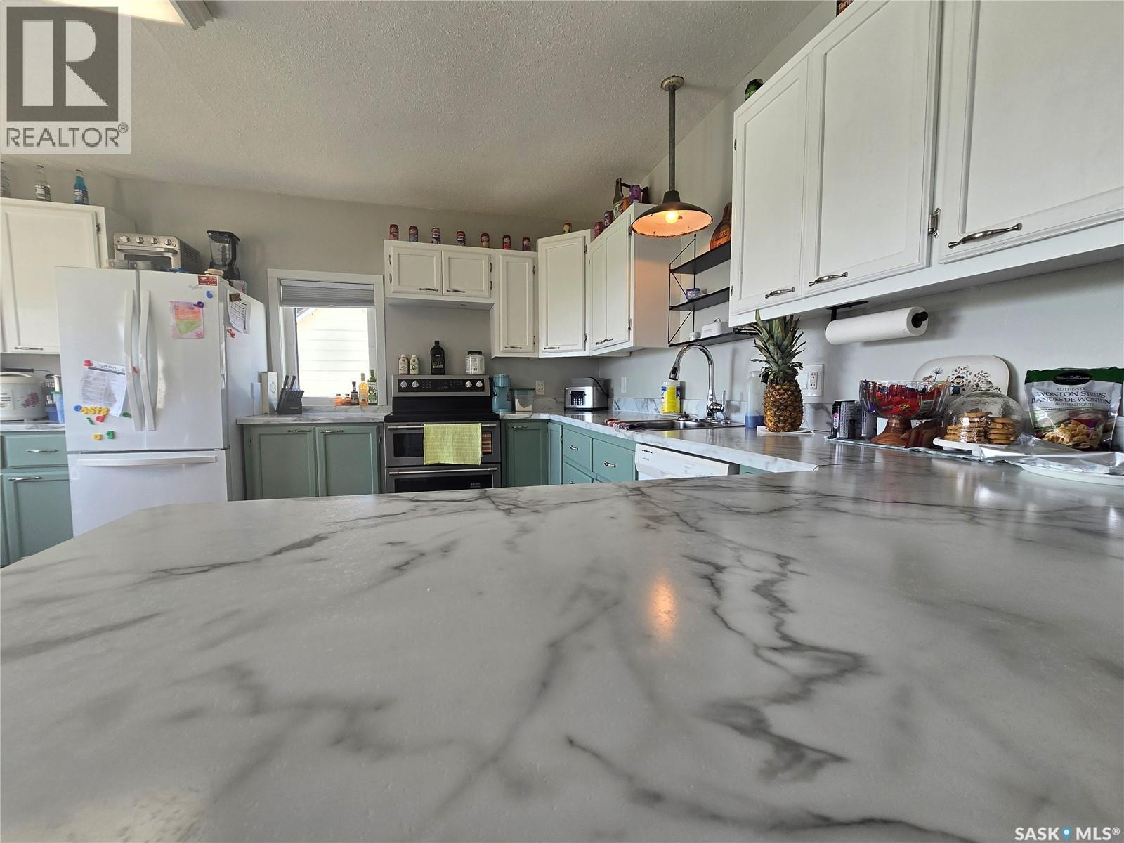 211 Rye Street, Yellow Grass, Saskatchewan  S0G 5J0 - Photo 5 - SK048155