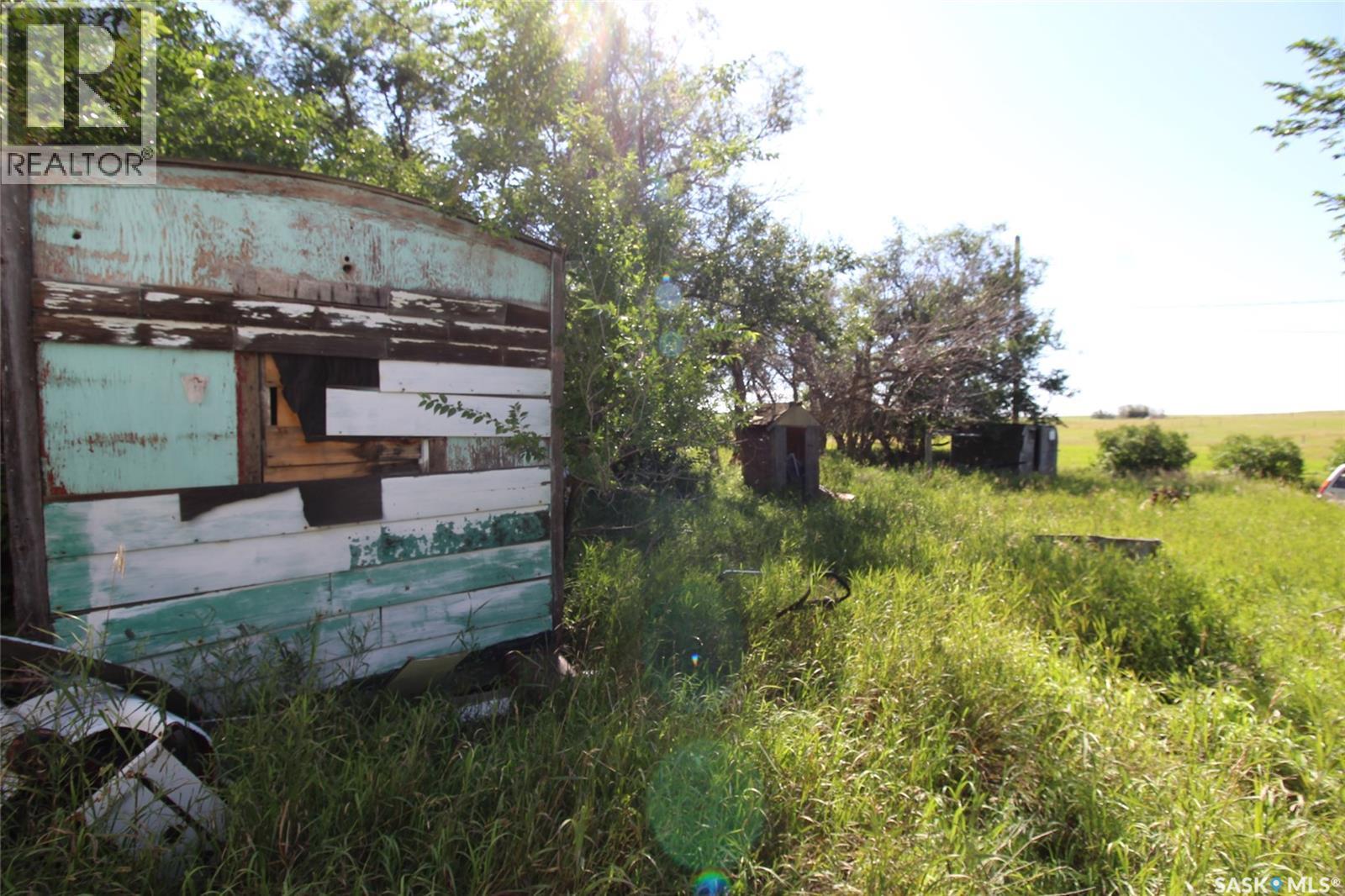 808 2nd Avenue S, Simmie, Saskatchewan  S0N 2N0 - Photo 4 - SK048138