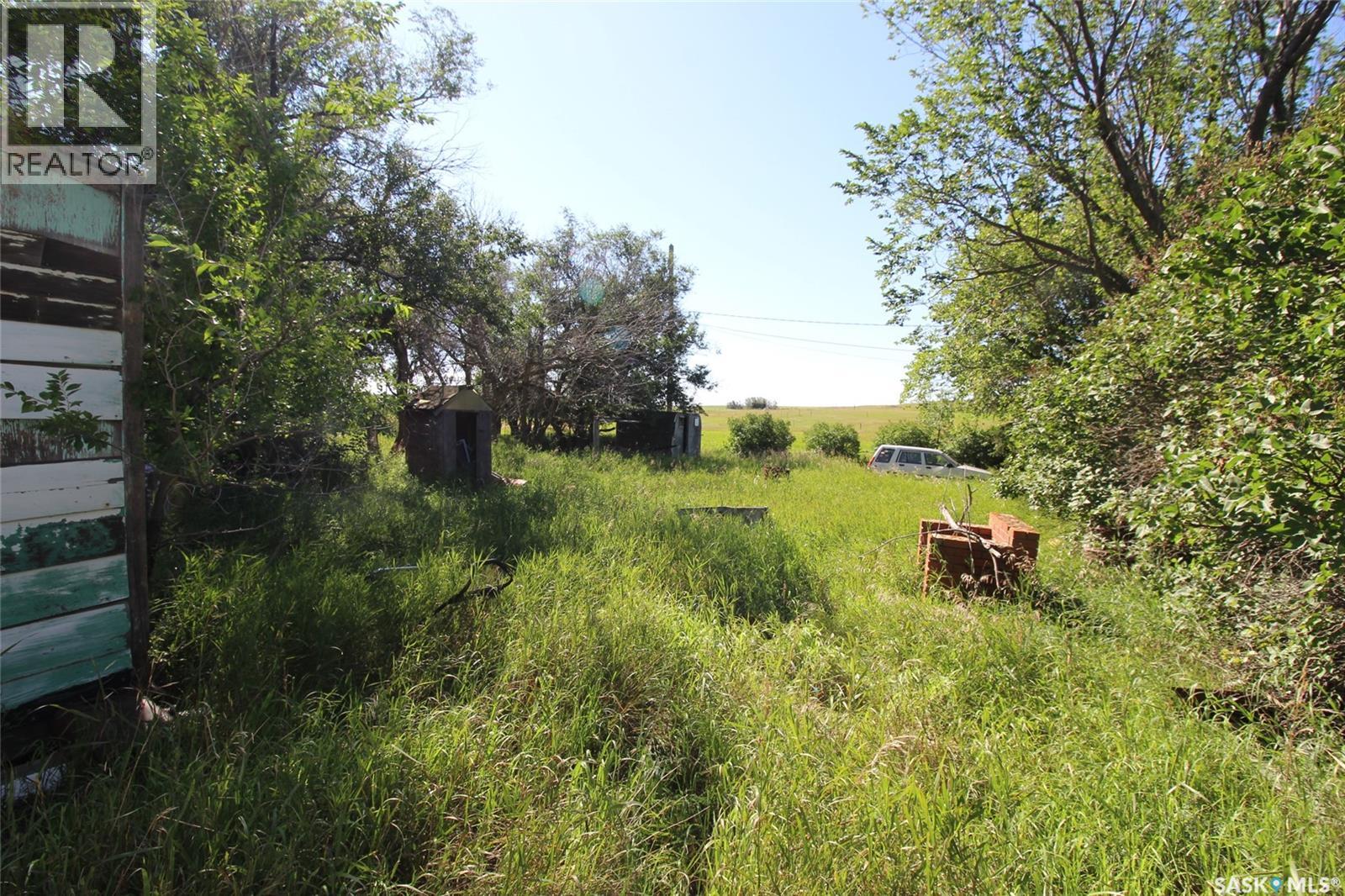 808 2nd Avenue S, Simmie, Saskatchewan  S0N 2N0 - Photo 5 - SK048138