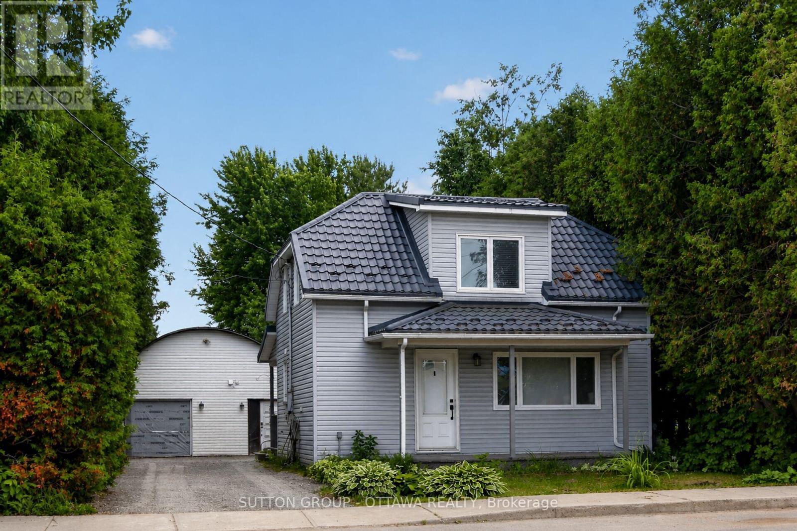 2172 LAVAL STREET Clarence-Rockland Ontario Canada K0A1E0