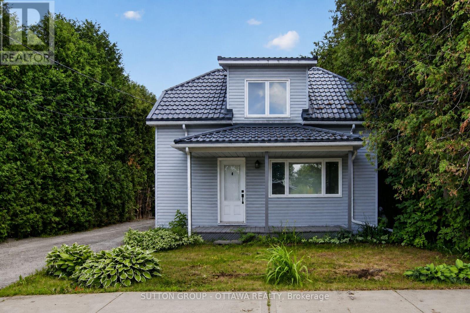 2172 LAVAL STREET Clarence-Rockland Ontario Canada K0A1E0 2