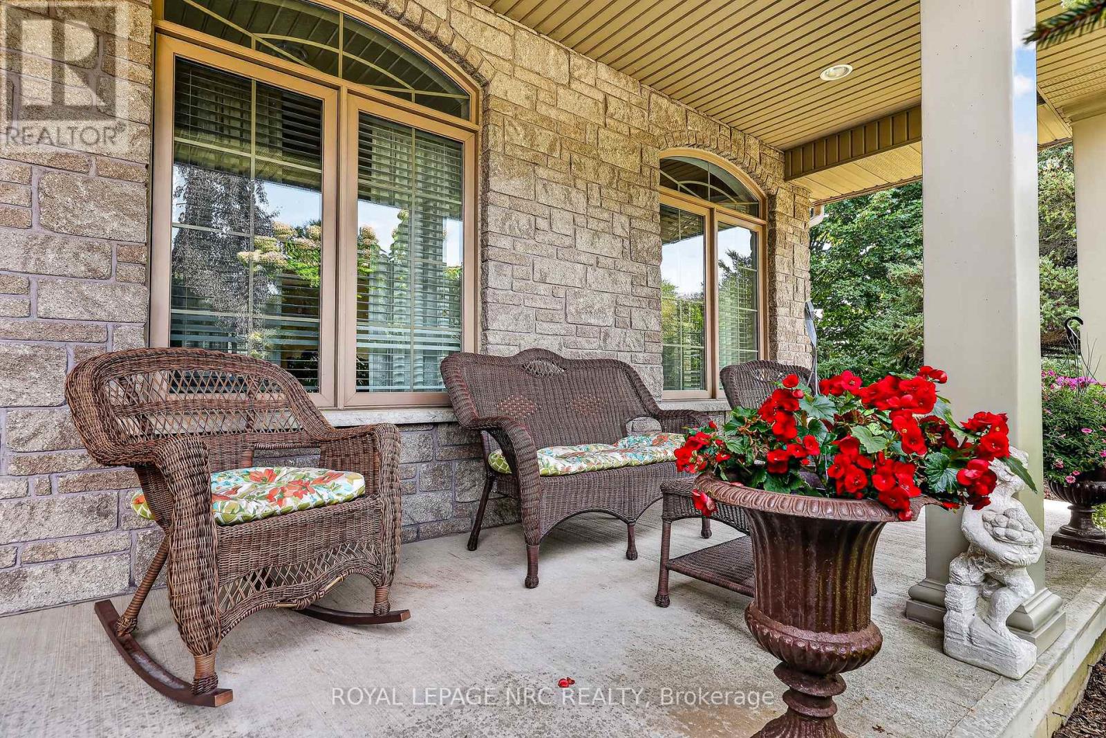 400 Lakeview Drive, Woodstock, Ontario  N4T 1V3 - Photo 4 - X13769302