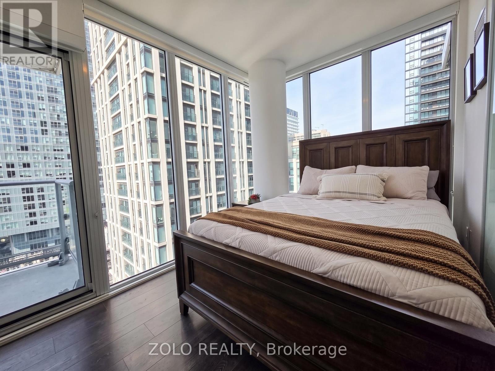 1912 - 195 Redpath Avenue, Toronto, Ontario  M4P 0E4 - Photo 4 - C13769272