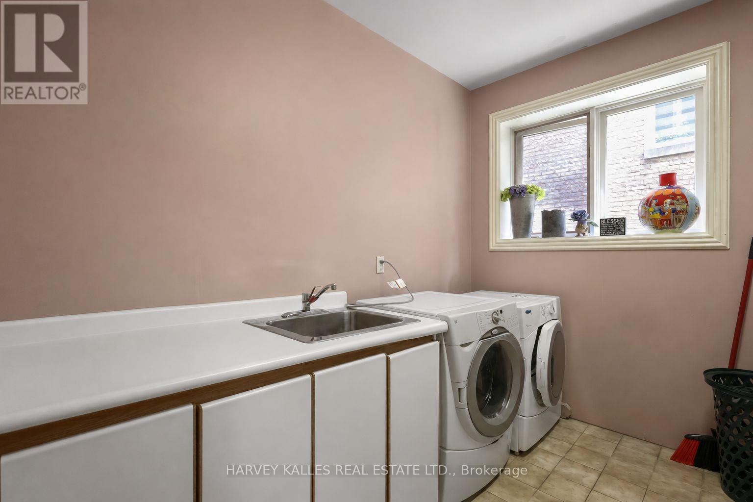 83 Hillmount Avenue, Toronto, Ontario  M6B 1X5 - Photo 40 - C13769296