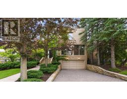 83 HILLMOUNT AVENUE, Toronto, Ontario
