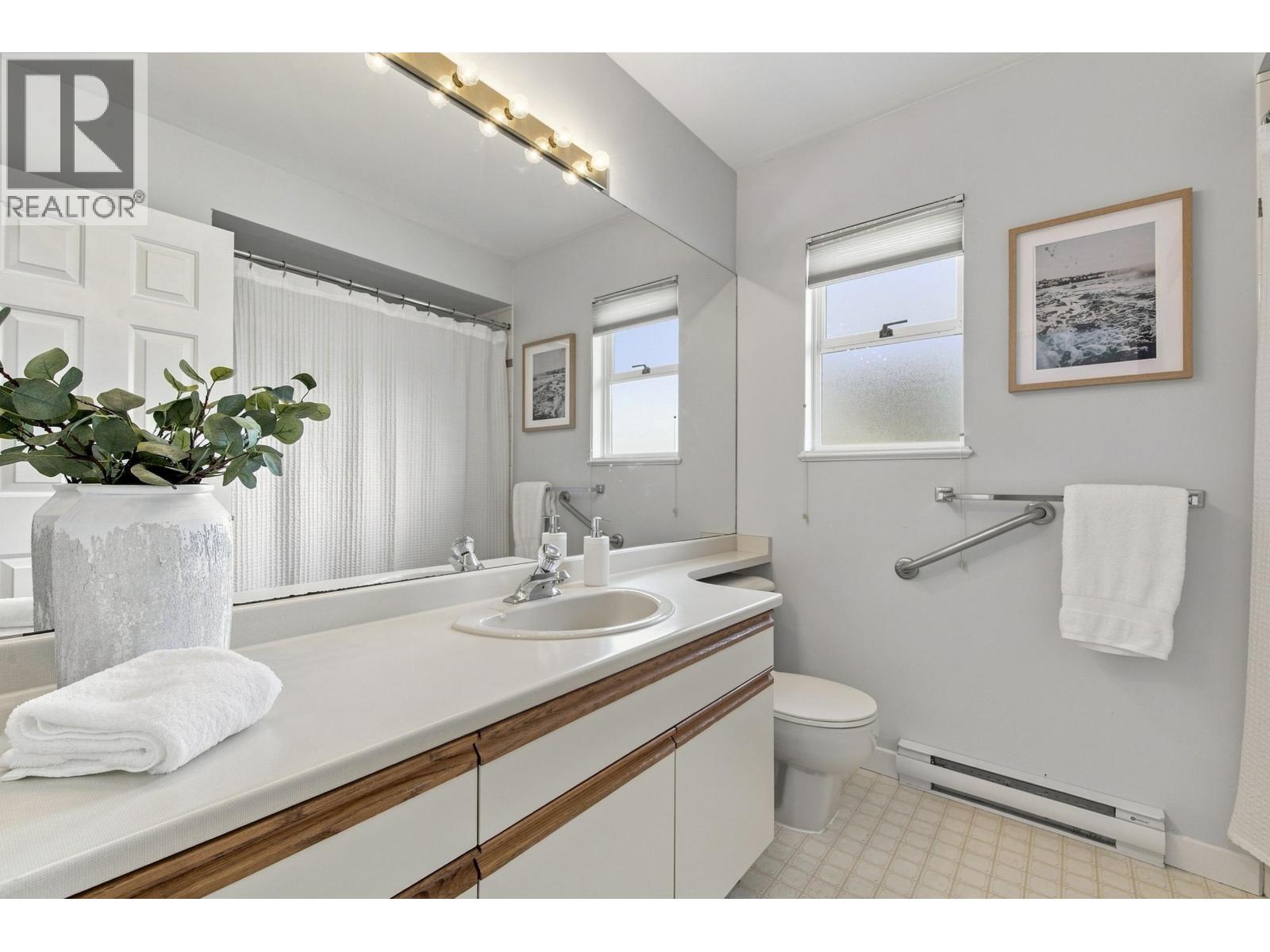836 Roche Point Drive, North Vancouver, British Columbia  V7H 2T9 - Photo 16 - R3164049