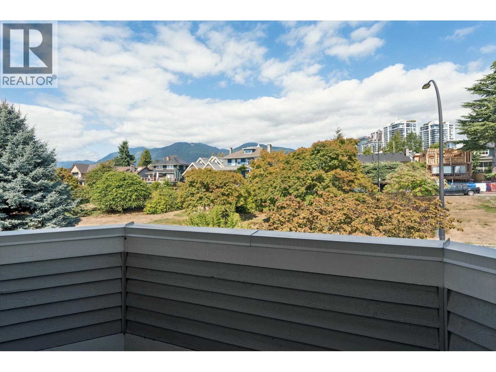 2 221 W 6th Street, North Vancouver, British Columbia  V7M 1K7 - Photo 31 - R3164084