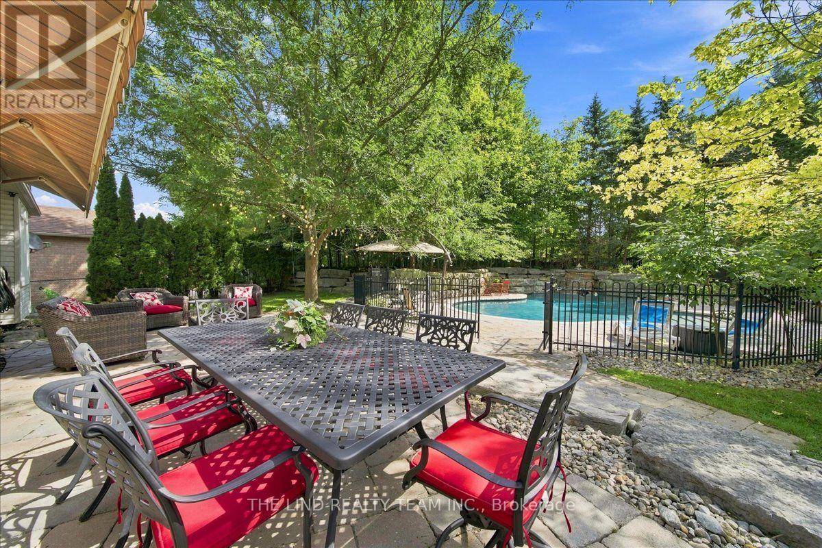 109 Willis Drive, Aurora, Ontario  L4G 7M4 - Photo 37 - N13769214