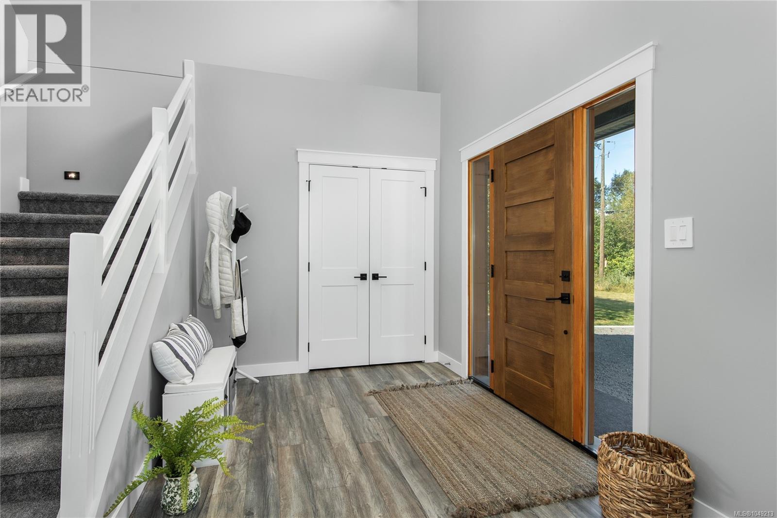 3811 Woodland Dr, Campbell River, British Columbia  V9H 1B1 - Photo 3 - 1049213