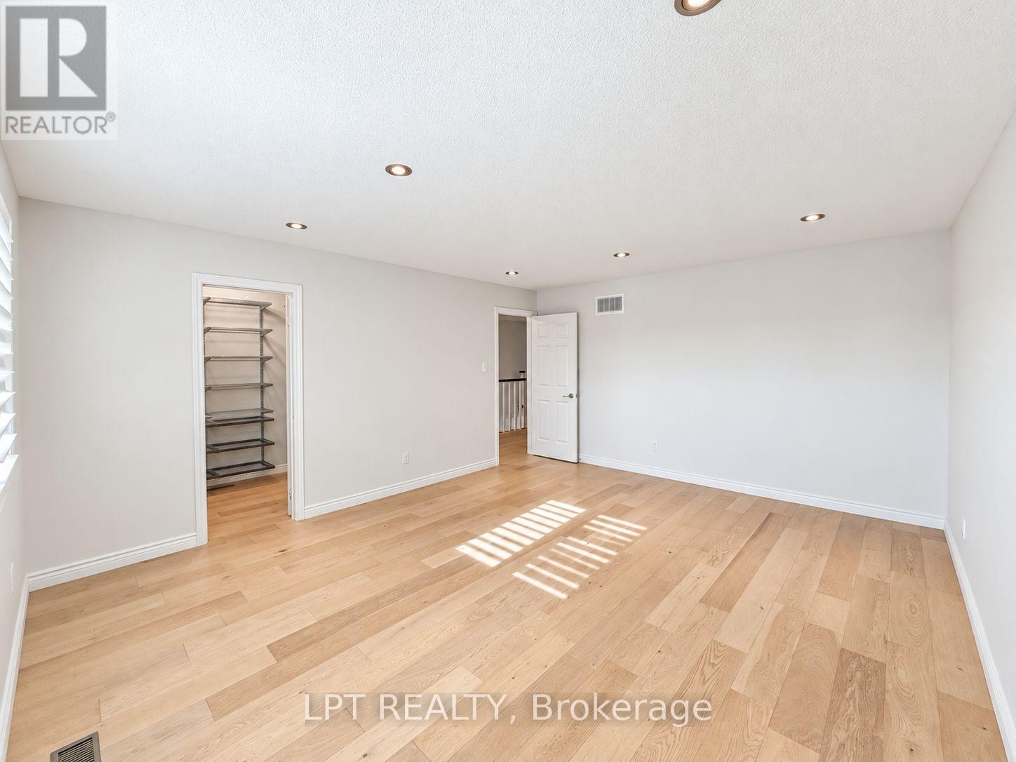 37 Laser Court, Richmond Hill, Ontario L4B 1S1 - Photo 27 - N13704268