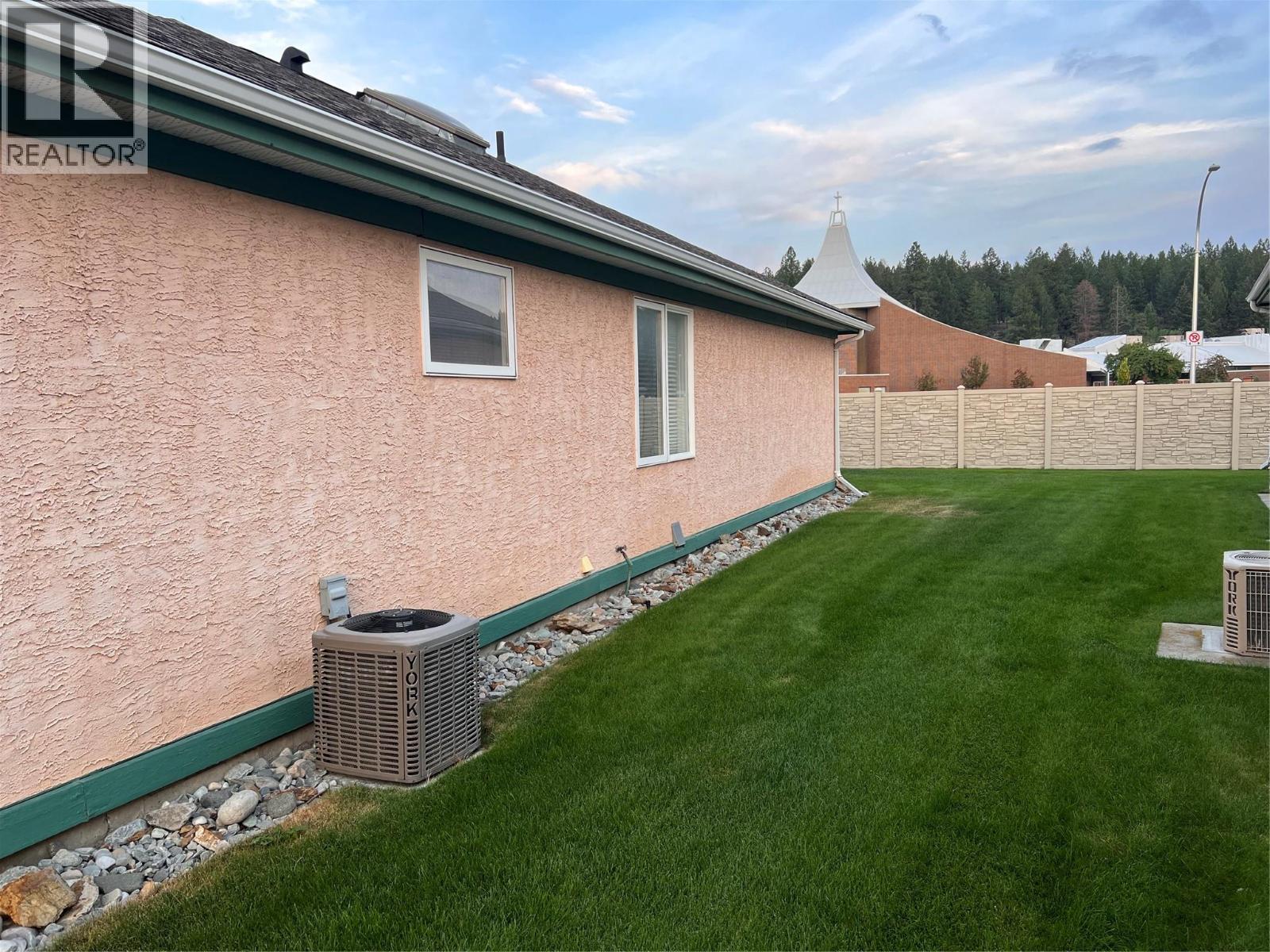 1401 Willowbrook Drive N Unit# 48, Cranbrook, British Columbia V1C 6H2 - Photo 20 - 10399403