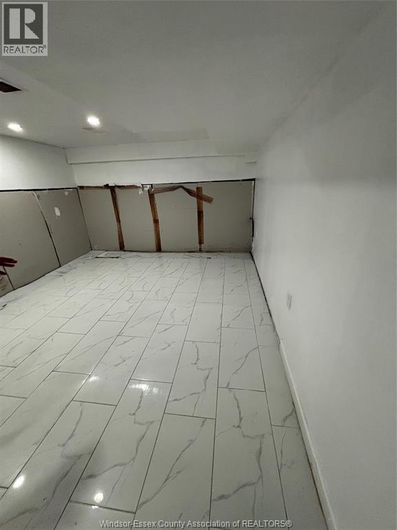 3268 Baby, Windsor, Ontario  N9C 1K8 - Photo 27 - 26022166